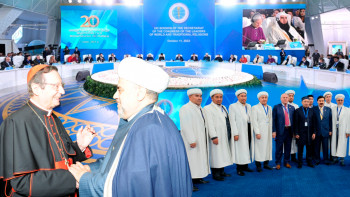 Фотография к новости: Дәстүрлі діндер съезі – жаһандық бейбітшілікке бастар жол