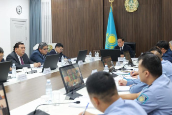 Фотография к новости: Оқушы өлімі: Таразда шенеуніктер сөгіс алды