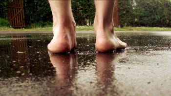 Фотография к новости: Көшеде киімсіз серуендеген қызылордалық жазаланды