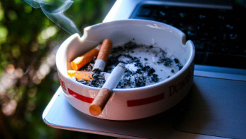 Фотография к новости: "Шылыммен күйдіріп, азаптаған": Жасөспірімді қинаған әкімдік қызметкері қамауға алынды