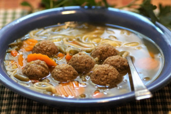 Фотография к новости: Сорпаға дәрет сындырған жасөспірімдердің ата-анасына айыппұл салынды