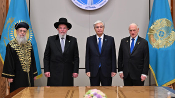 Фотография к новости: Тоқаев иудаизм ұйымының өкілдерімен кездесті