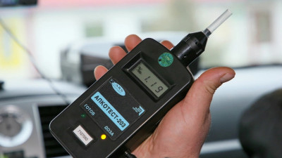 Қазақстанда жаяу жүргіншілерді алкотестермен тексере ме?