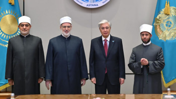 Фотография к новости: Әлемдік діндер съезі: Тоқаев пен "Әл-Азһар" өкілі жаһандық бірлік жайын талқылады