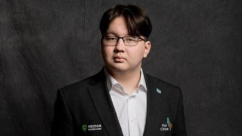 Фотография к новости: Астаналық оқушы "ҚР Еңбек сіңірген спорт шебері" атағын алды