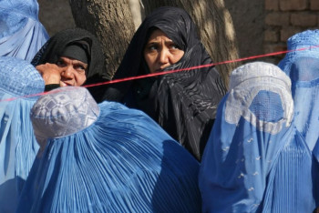 Фотография к новости: Тәліптер Ауғанстанда әйелдер мен ирандық авторлардың кітаптарына тыйым салды