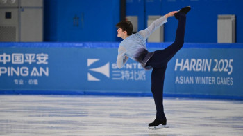 Фотография к новости: Мәнерлеп сырғанау: Диас Жиренбаев Олимпиадаға іріктеу турнирінде өнер көрсетті