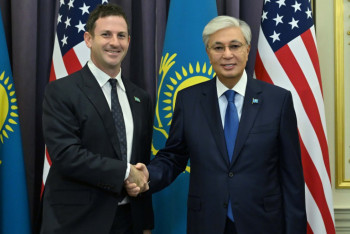 Фотография к новости: Тоқаев Джаред Коэнмен кездесті