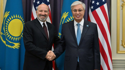 Мемлекет басшысы АҚШ Сауда министрімен кездесті