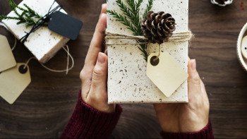 Фотография к новости: “Тегін сыйлықтар” миллиондаған несиелерге ұласуда