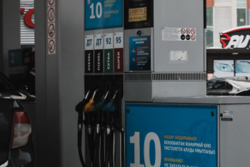 Фотография к новости: Қазақстанда бензин өндірісі артты