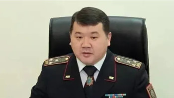 Фотография к новости: Бұрынғы бас көлік прокуроры Дүйсенов Германияда ұсталды