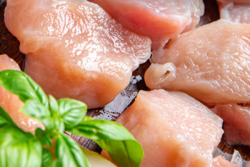 Фотография к новости: Құс еті қымбаттамайды – АШМ