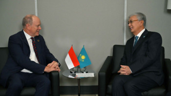 Фотография к новости: Мемлекет басшысы Монако Князімен кездесті