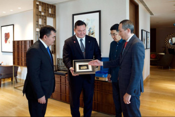 Фотография к новости: Әлемдік деңгейдегі сумо аңызы Хакухо Се Астанада шеберлік сабағын өткізді