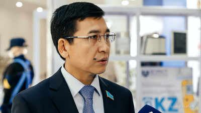 Аймағамбетов: Талантты оқушыларға 6 млн теңге сыйақы беріліп, студенттерге жаңа жеңілдіктер жасалады
