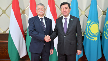 Фотография к новости: Қазақстан мен Мажарстан парламенттері әріптестікті тереңдетуге уағдаласты