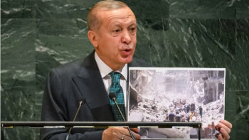 Фотография к новости: Ердоған БҰҰ-ны Израиль шабуылы мен бейбіт тұрғындардың өлімі алдында дәрменсіз деп айыптады