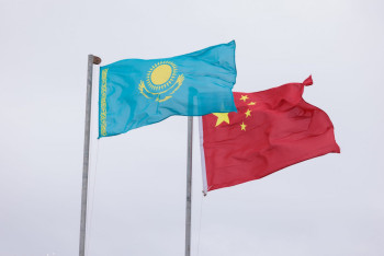 Фотография к новости: Мемлекеттердің біріккен күш-жігері ғана сын-қатерлерді еңсеруге мүмкіндік береді – елші