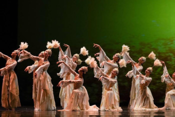 Фотография к новости: "Астана Балет" театры Кореядағы әлемдік би фестиваліне қатысады