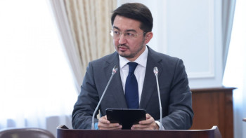 Фотография к новости: ЖИ министрі Starlink еліміздің барлық аймағында жұмыс істейтінін айтты