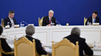 Фотография к новости: Тоқаев: Цифрландыру тұрмысты жақсартып, Қазақстанның ғылыми-технологиялық прогресіне берік негіз қалайды