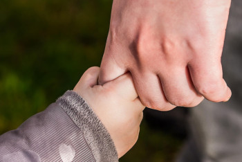 Фотография к новости: Атырауда ер адам 8 жасар қызды ұрлап әкетпек болды