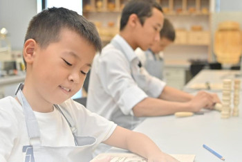 Фотография к новости: Елімізде 314 мың балаға қосымша білім алу бойынша ваучер берілді