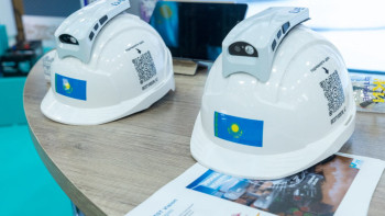 Фотография к новости: Отандық "ақылды каска" Минскідегі "ИННОПРОМ" көрмесінде ұсынылды