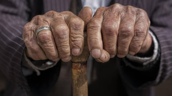 Фотография к новости: Елімізде 100 жастан асқан 440-тан астам адам бар