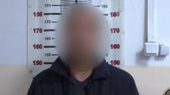 Фотография к новости: "Әйелім мен баламды өлтіреміз деді": Алматыда қарақшылар кәсіпкердің үйін тонап кетті