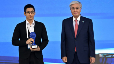 Президент AI SANA Generative Nation байқауының жеңімпаздарын марапаттады