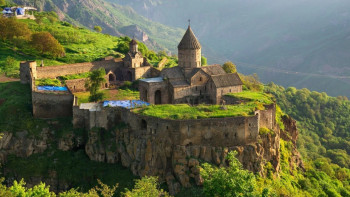 Фотография к новости: Туристер ағыны артады – ІІМ Армениямен барыс-келісті жеңілдету жөнінде мәлімдеді