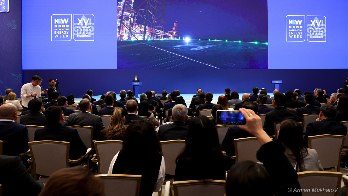  Арман Мухатов  