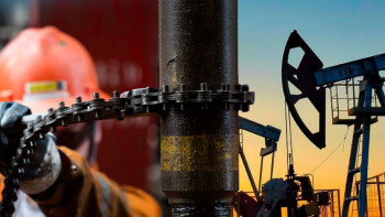 Фотография к новости: Мұнай өнімдерінің сұранысы қалай жабылады?