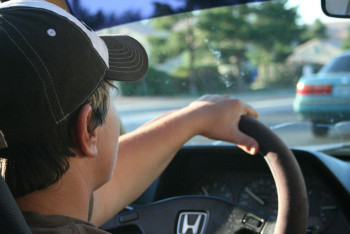 Фотография к новости: Еуропада көлік жүргізу кезінде телефон қолдануға қарсы апталық басталды