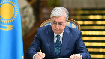 Фотография к новости: Қазақстандағы Парламенттік реформа: ғалым-заңгерлер, сарапшылар мен депутаттар жұмыс тобына кірді