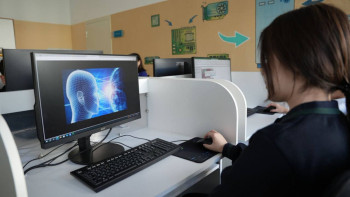 Фотография к новости: AI тақырыптары Келешек мектептерінің оқу бағдарламасына енгізілді