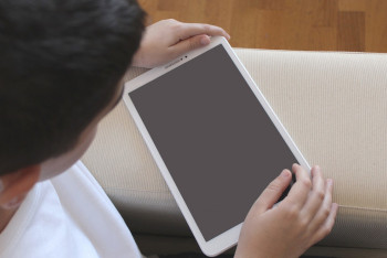 Фотография к новости: Дания 15 жасқа толмаған балаларға әлеуметтік желілерді пайдалануға тыйым салмақ