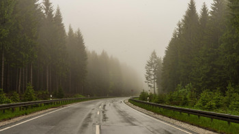 Фотография к новости: Ауа райы күрт бұзылды: Қарағанды облысында жол жабылды