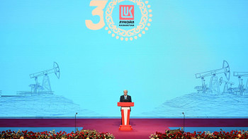 Фотография к новости: Президент: "30 жыл ішінде Қазақстан мен "Лукойл" ынтымақтастық жолынан сүрінбей өтті"