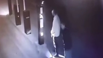 Фотография к новости: Ақтөбеде сауда үйінің маңында дәрет сындырған ер адам анықталды