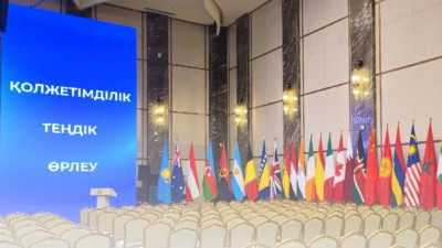 Порно жас жігіт пен апай