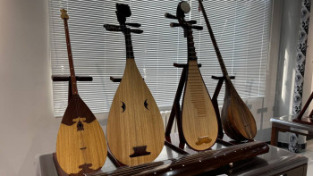 Фотография к новости: Қытай музейінде қазақтың домбырасы мен қылқобызы сақтаулы тұр