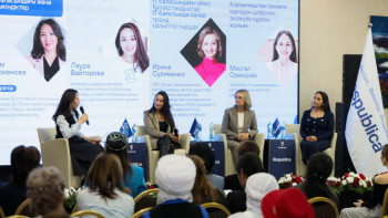 Фотография к новости: Астанада Re.Women «Әйел – әлемнің жарығы» форумы өтті