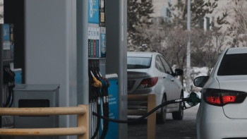 Фотография к новости: АИ-92 бензинінің бағасын көтеруге мораторий енгізіледі