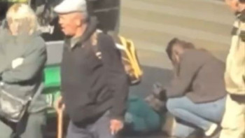 Фотография к новости: Алматыда автобус жүргізушісі қарт әйелді қағып кетті