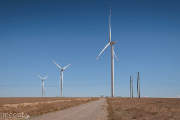 Фотография к новости: Қазақстандағы жел энергетикасы азаматтардың өмір сүру сапасын арттыра алады – Ұлыбритания елшісі