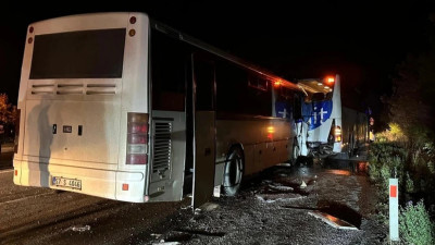 Түркияның солтүстігінде екі автобус соқтығысып, 12 адам жарақат алды