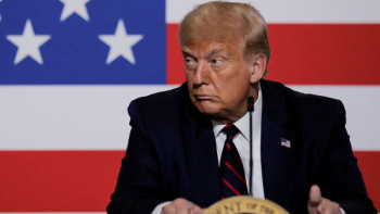 Фотография к новости: Трамп: АҚШ әскері есірткі тасымалдаған алып суасты қайықты жойды